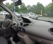 Renault twingo II 1.2 i 75ch expression + options