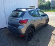 Dacia sandero stepway III phase 2 1.0 eco-g 100ch extreme + options