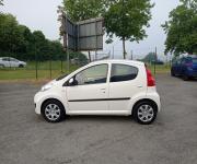 Peugeot 107 phase 2 1.0 i 70ch blue lion trendy + options