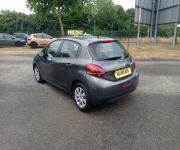 Peugeot 208 phase 2 1.6 bluehdi 75ch active + options